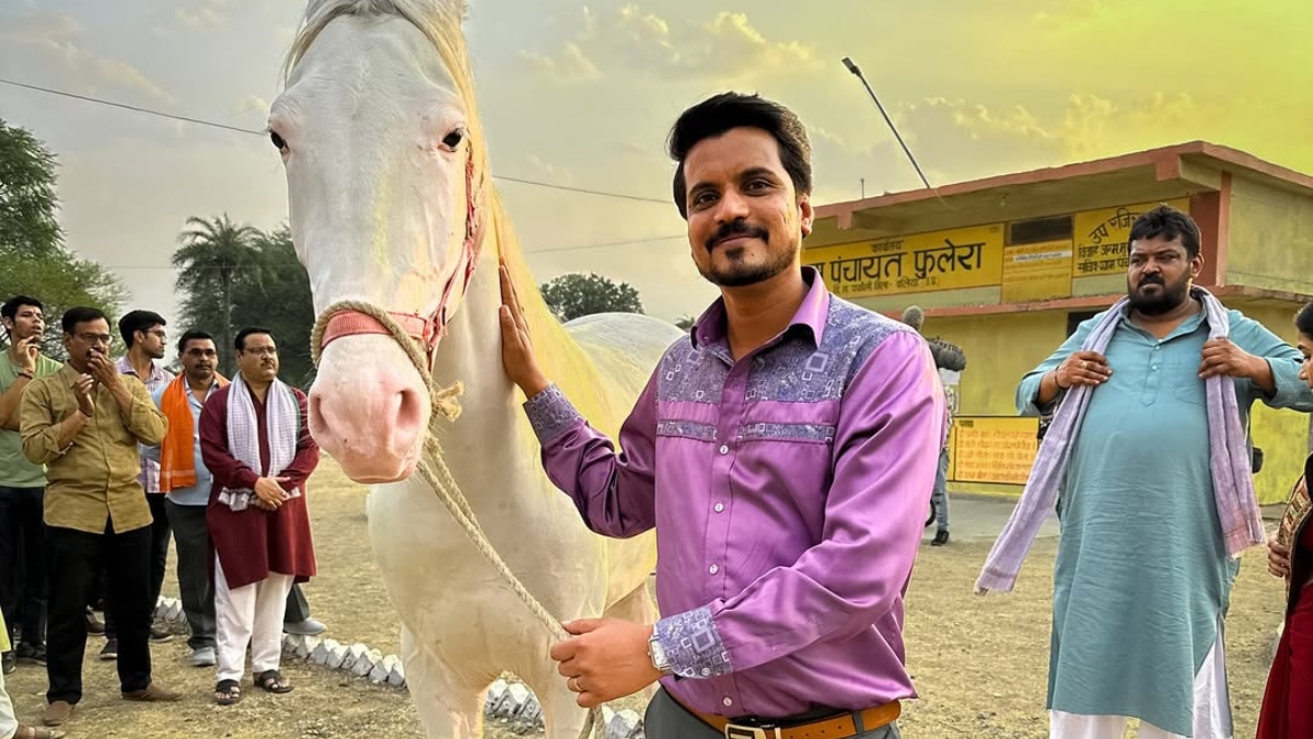 Panchayat fame actor Aasif Khan hospitalised after heart attack, says ‘Life is short’