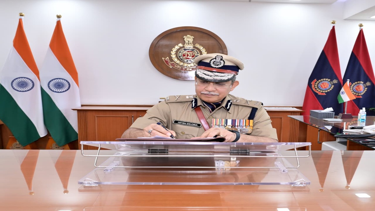 Satish Golcha takes charge as new Police Commissioner of Delhi, succeeding SBK Singh