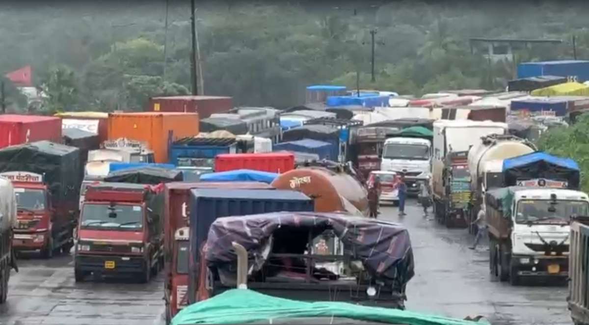 Tragic! 10-month-old baby dies after ambulance gets stuck for hours in Mumbai-Ahmedabad highway jam