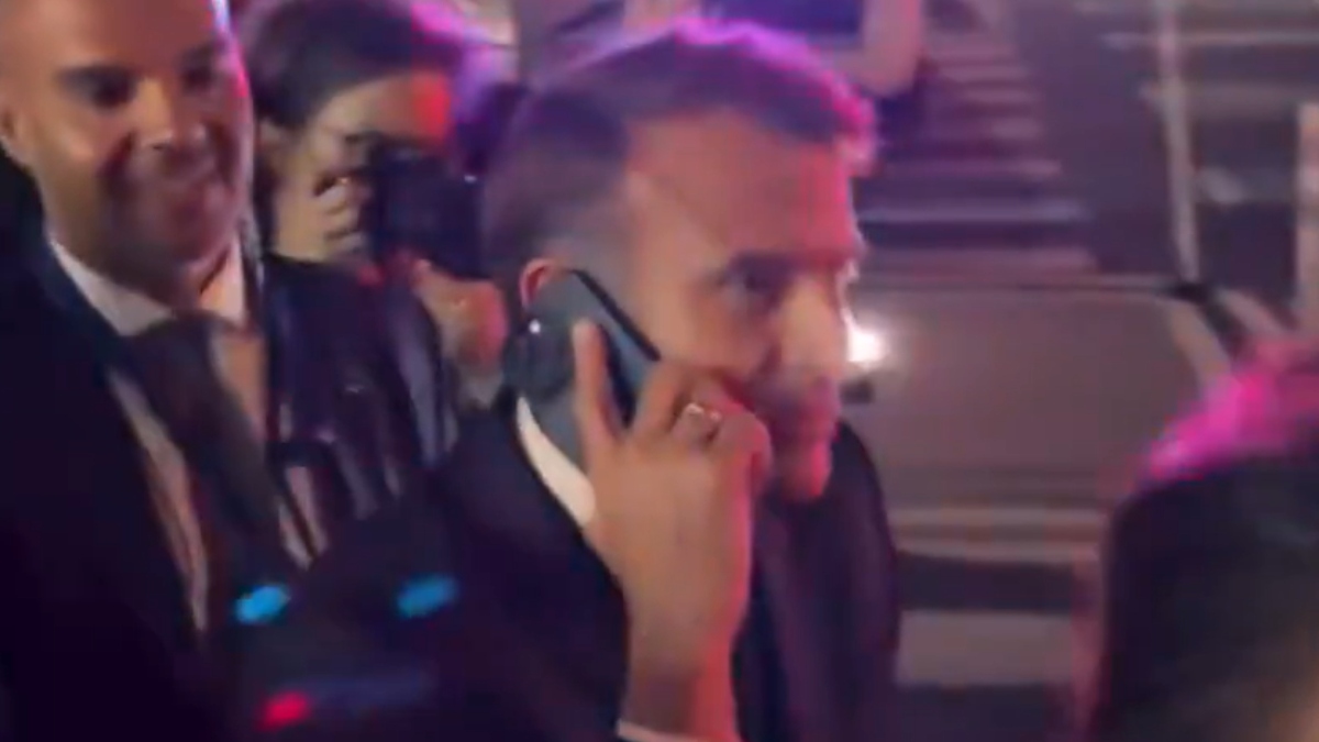 Watch: Macron stopped by NYPD to make way for Trump’s convoy, he calls up US president to clear road