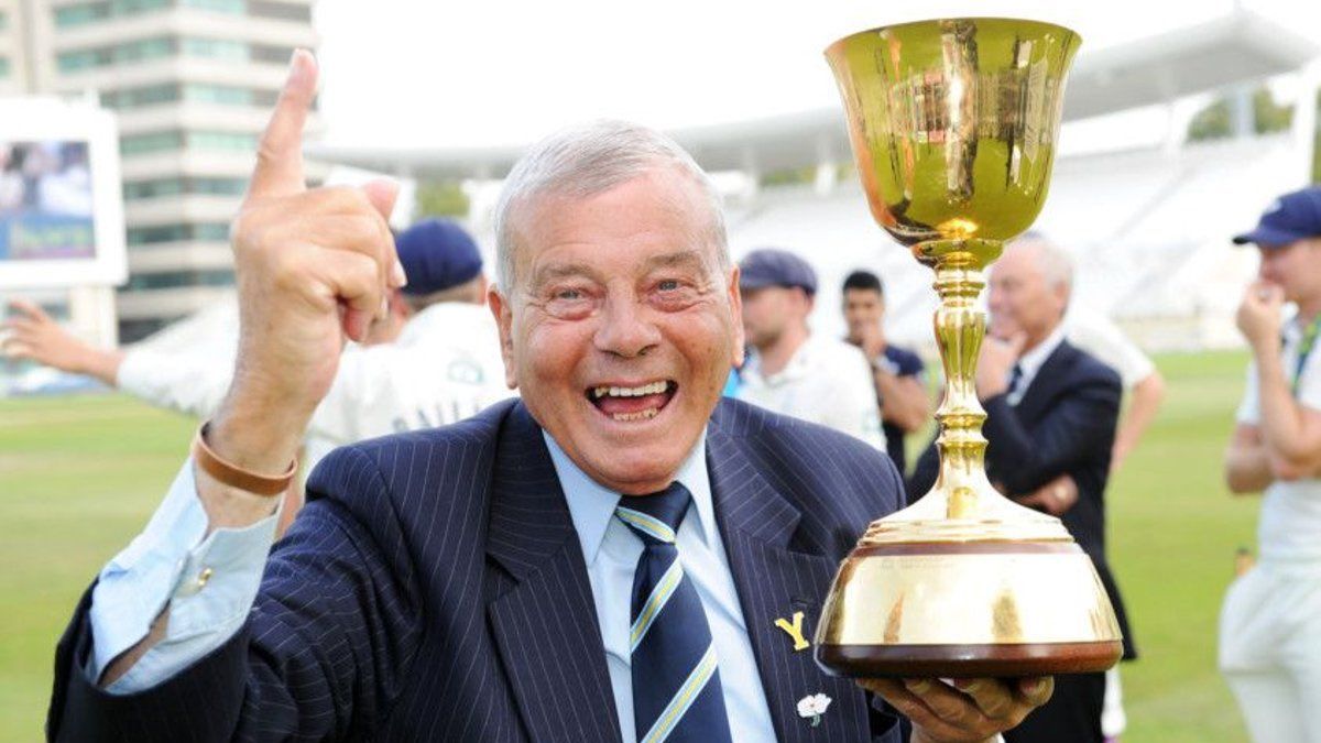 Dickie Bird, legendary umpire who omitted Tendulkar from the best Test XI, dies aged 92