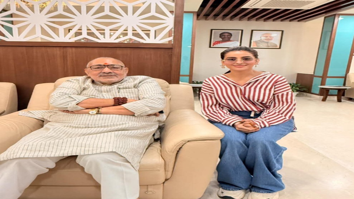 Bihar Assembly Elections 2025: Akshara Singh’s meeting with Giriraj Singh sparks political buzz