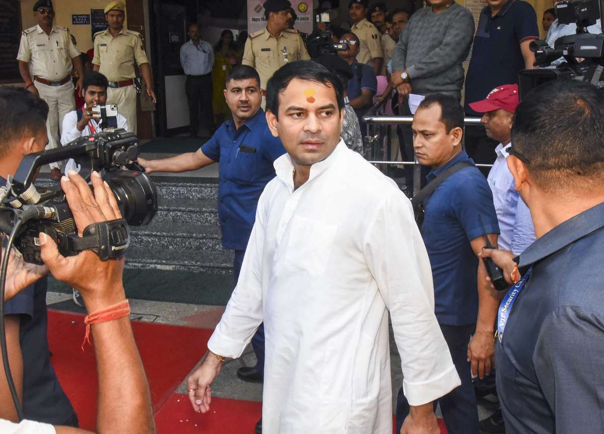 ‘Won’t tolerate insult to my sister’: Tej Pratap Yadav comes in support of Rohini Acharya, warns ‘Jaichands’