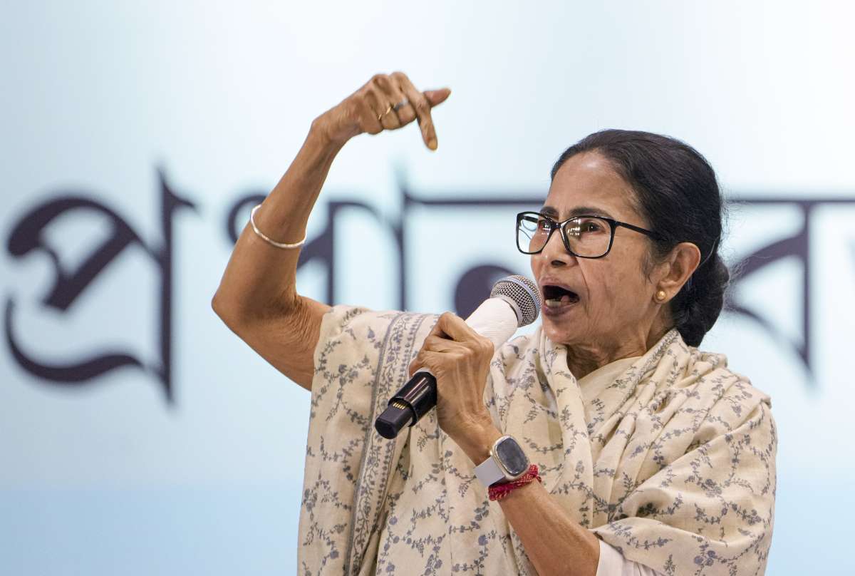 After Odisha killing, Mamata Banerjee slams attacks on Bengali-speaking migrants