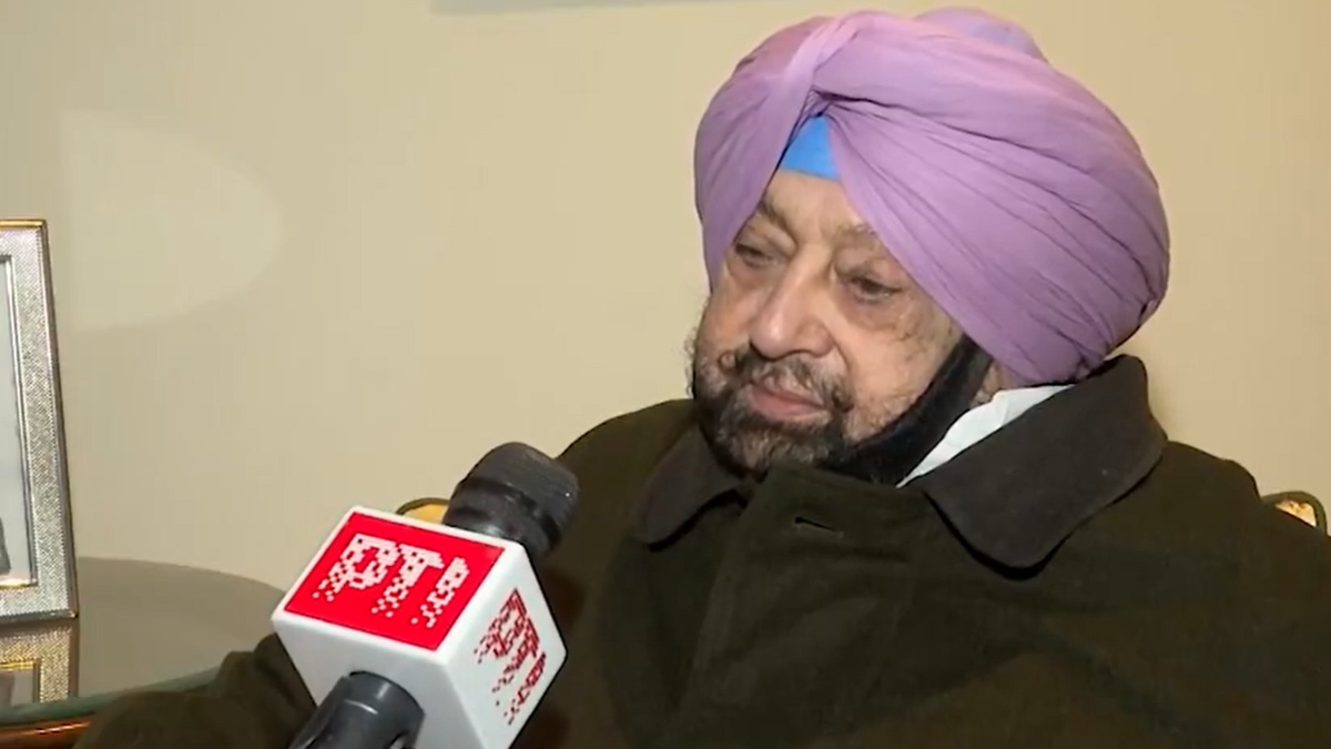 Navjot Singh Sidhu, his wife both are unstable, observed them for long time: Amarinder Singh