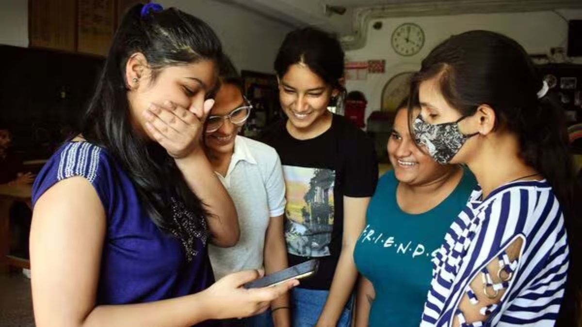 CAT Result 2025: 12 candidates score cent percentile; Delhi has highest number of toppers