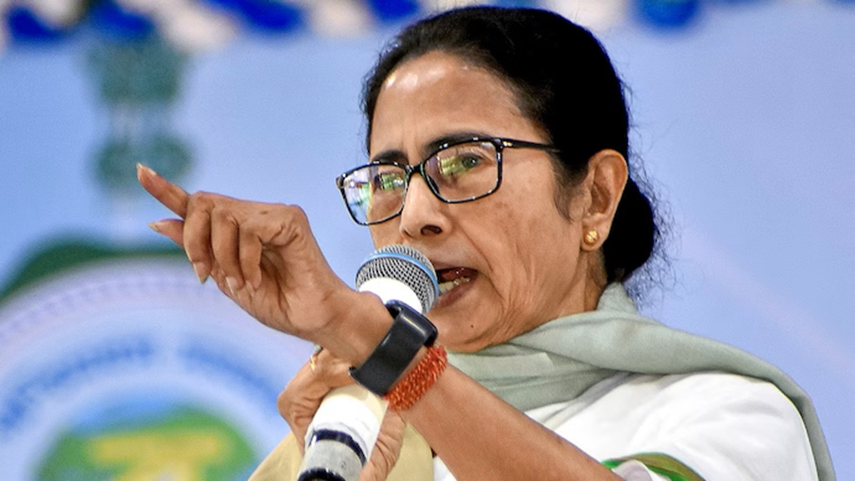 ‘This is Bengal, not UP’: Mamata Banerjee slams BJP after attack on non-veg vendors at Gita recital event