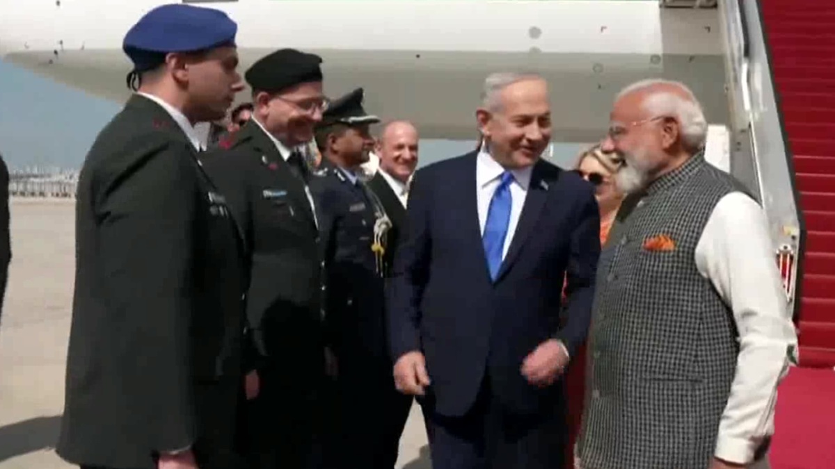 Watch: Benjamin Netanyahu warmly embraces PM Narendra Modi as he arrives in Israel