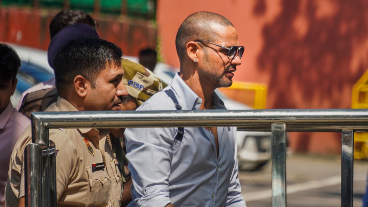 Shikhar Dhawan gets relief from Delhi court, orders ex-wife Ayesha to return Rs 5.72 crore