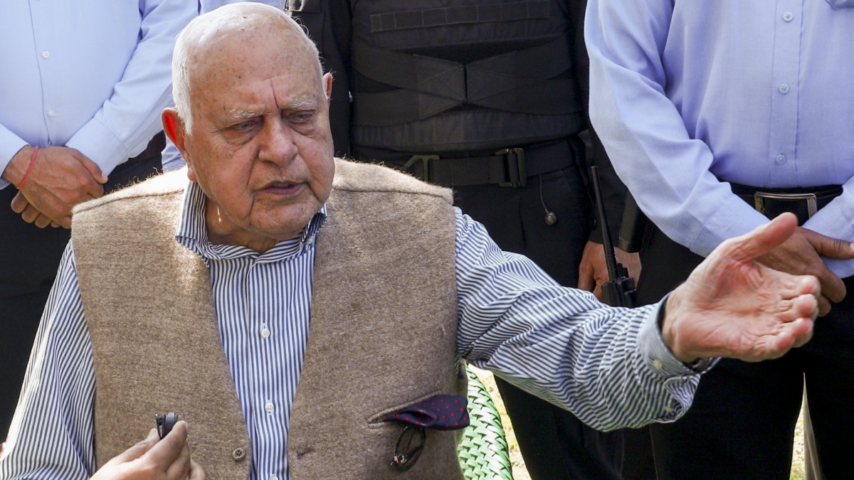 Srinagar court issues non-bailable warrant against former J-K CM Farooq Abdullah in JKCA scam case