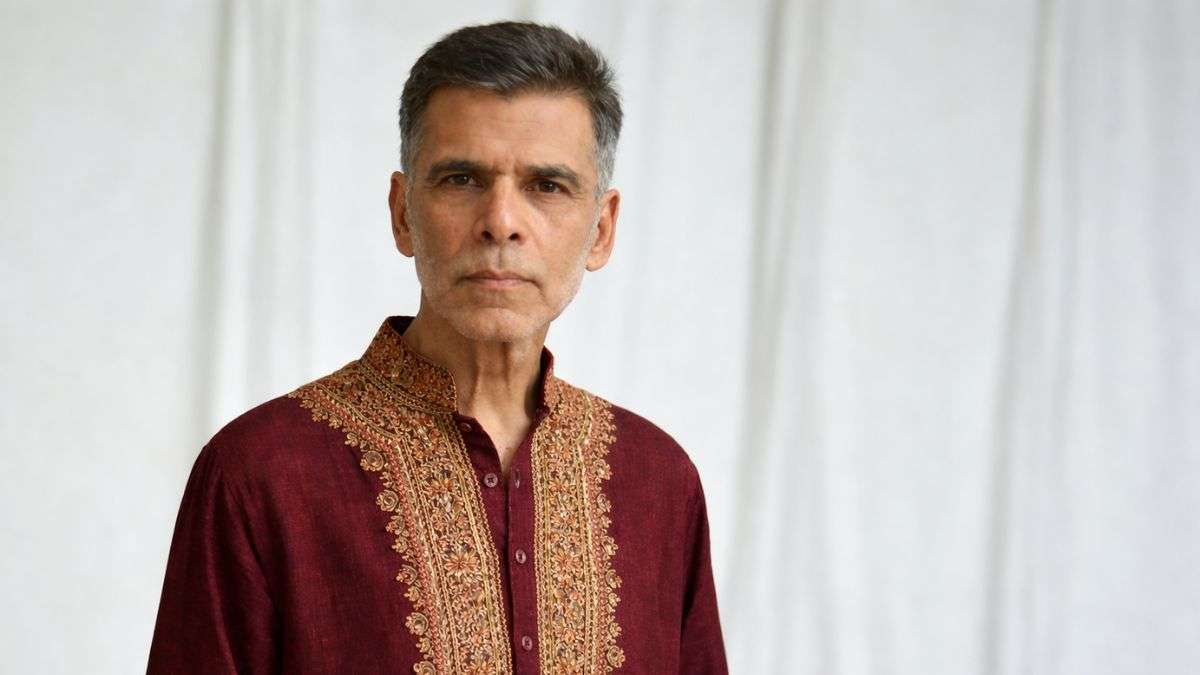 Why rapid weight loss can make your face look older: Gurugram-based plastic surgeon explains