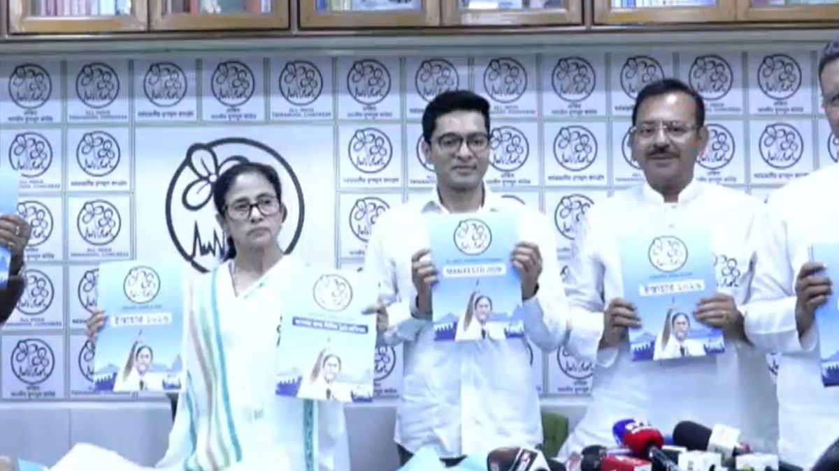 ‘Banglar jonno didir 10 protigya’: Mamata Banerjee releases TMC’s manifesto for Bengal polls