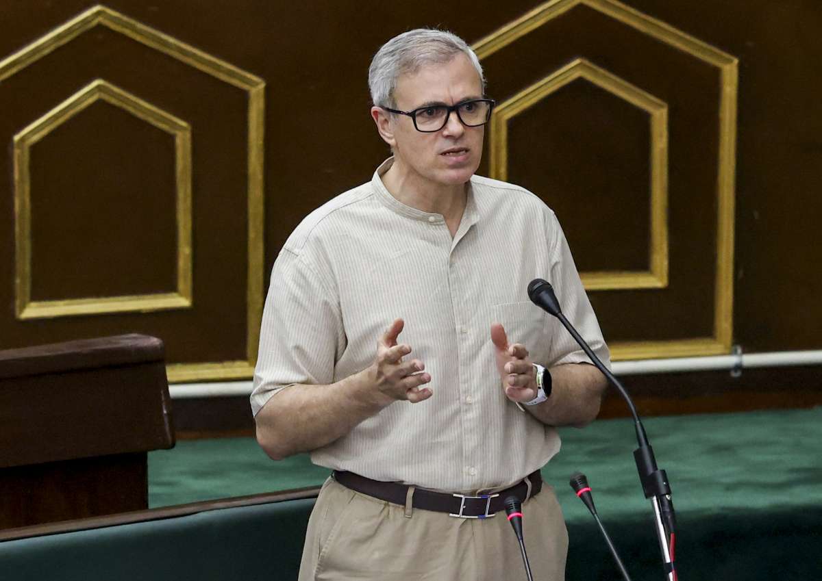 Omar Abdullah comes down heavily on Khawaja Asif: ‘Forget Kolkata, Pakistan could not reach even Delhi’