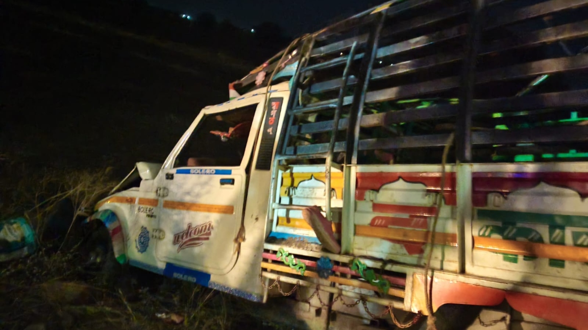 12 labourers killed, 20 injured as pick-up van overturns and crashes into SUV in MP’s Dhar
