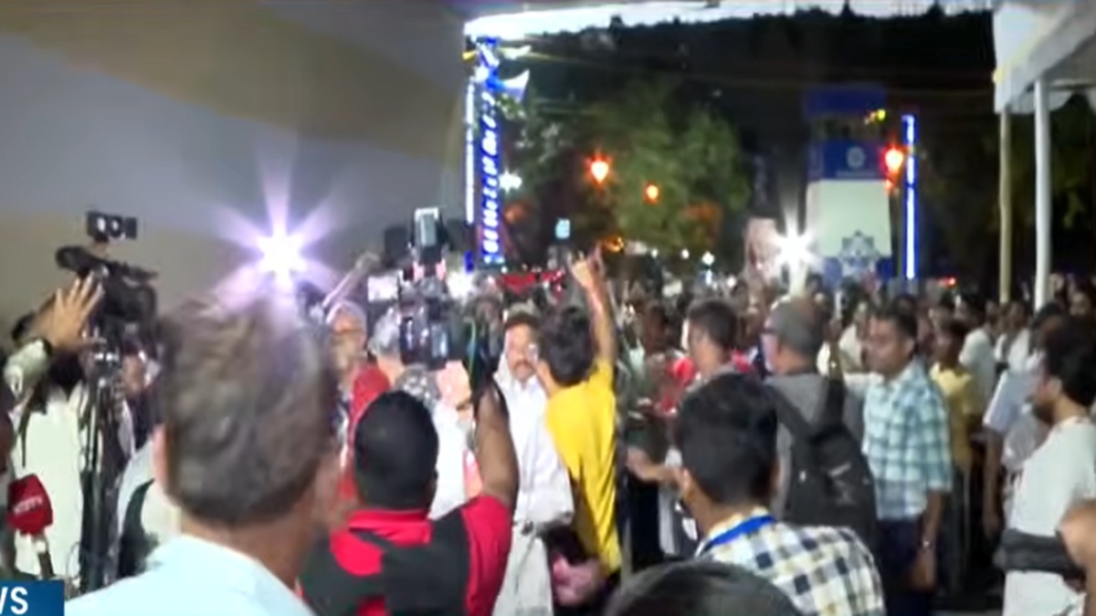 Bengal elections: BJP, TMC leaders face off as clash erupts outside EVM strong room in Kolkata