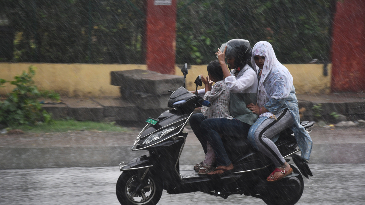 Weather Update: Delhi-NCR hit by heavy rains, thunderstorm in big relief from heat
