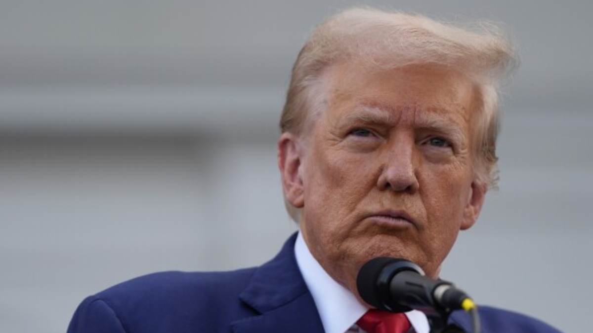 Trump warns of ‘much higher level’ of bombing if Iran rejects deal amid peace talks