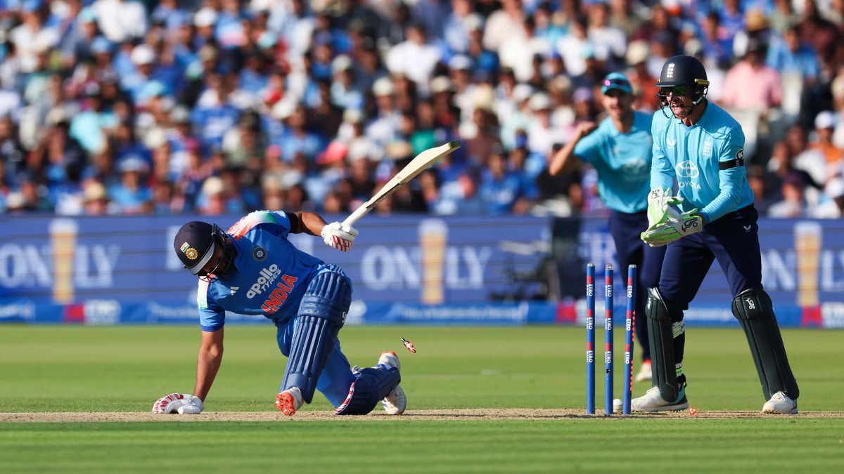 England clinch ODI series with thrilling 27-run win over India at Lord’s