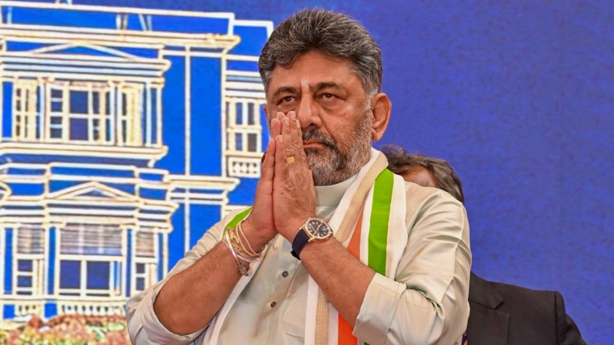 Tensions in Karnataka Congress after Cabinet expansion, two MLAs offer resignation; Shivakumar looks to pacify