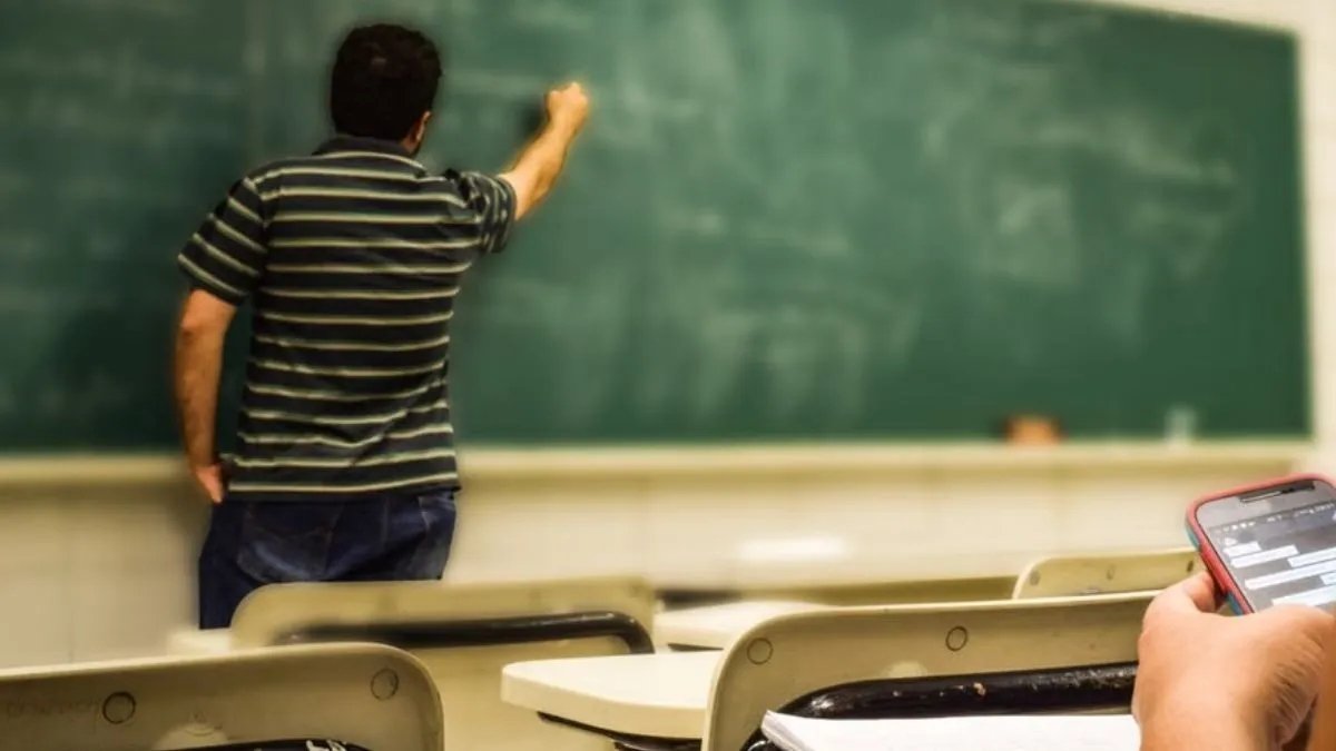 Maharashtra prepares law to regulate private coaching centres: Here’s what the bill proposes