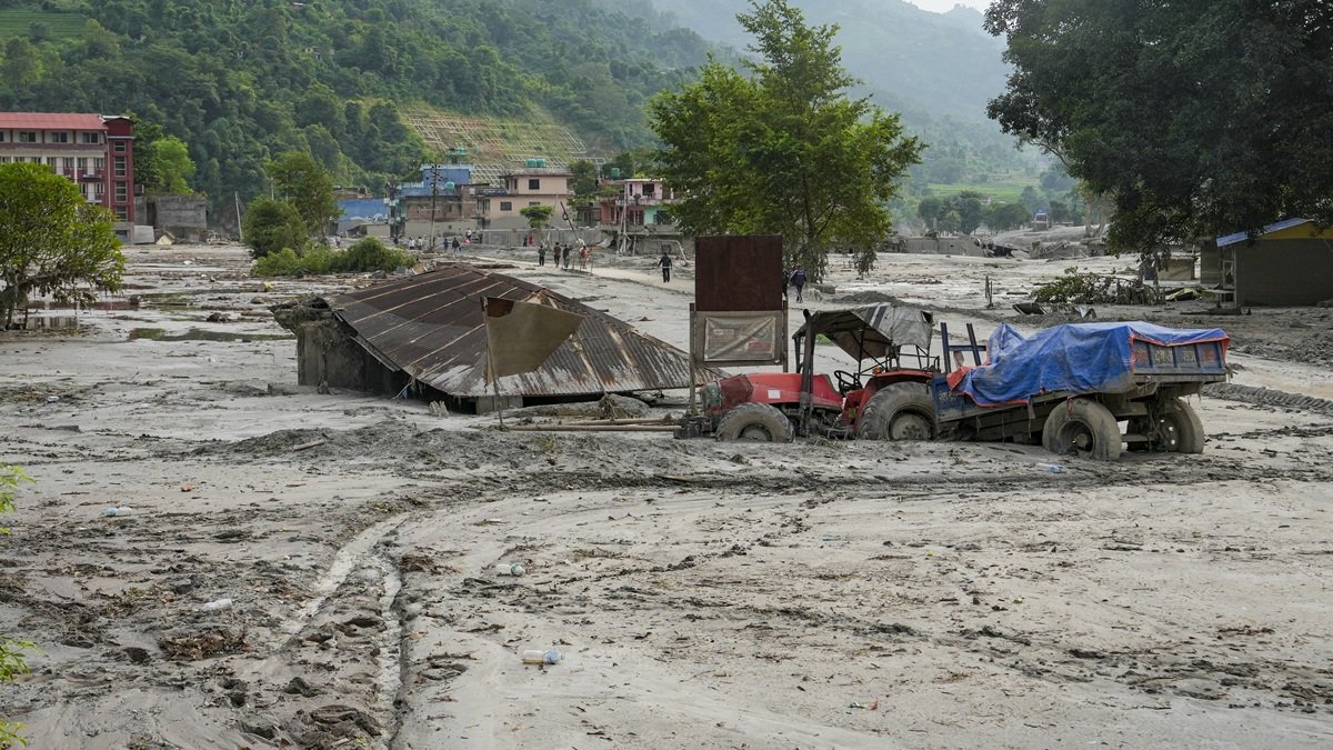 Nepal flood death toll rises to 579, India offers to send NDRF teams for rescue efforts | 10 Points
