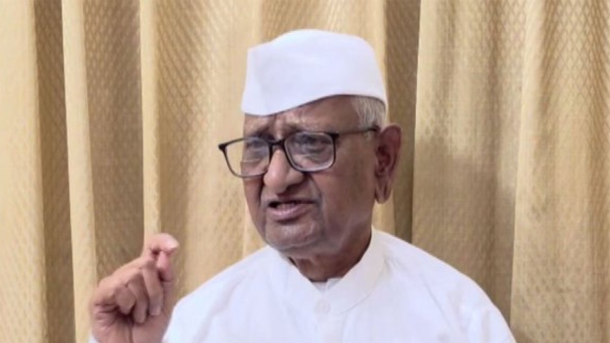 Anna Hazare admitted to ICU in Mumbai hospital with dehydration, kidney problem