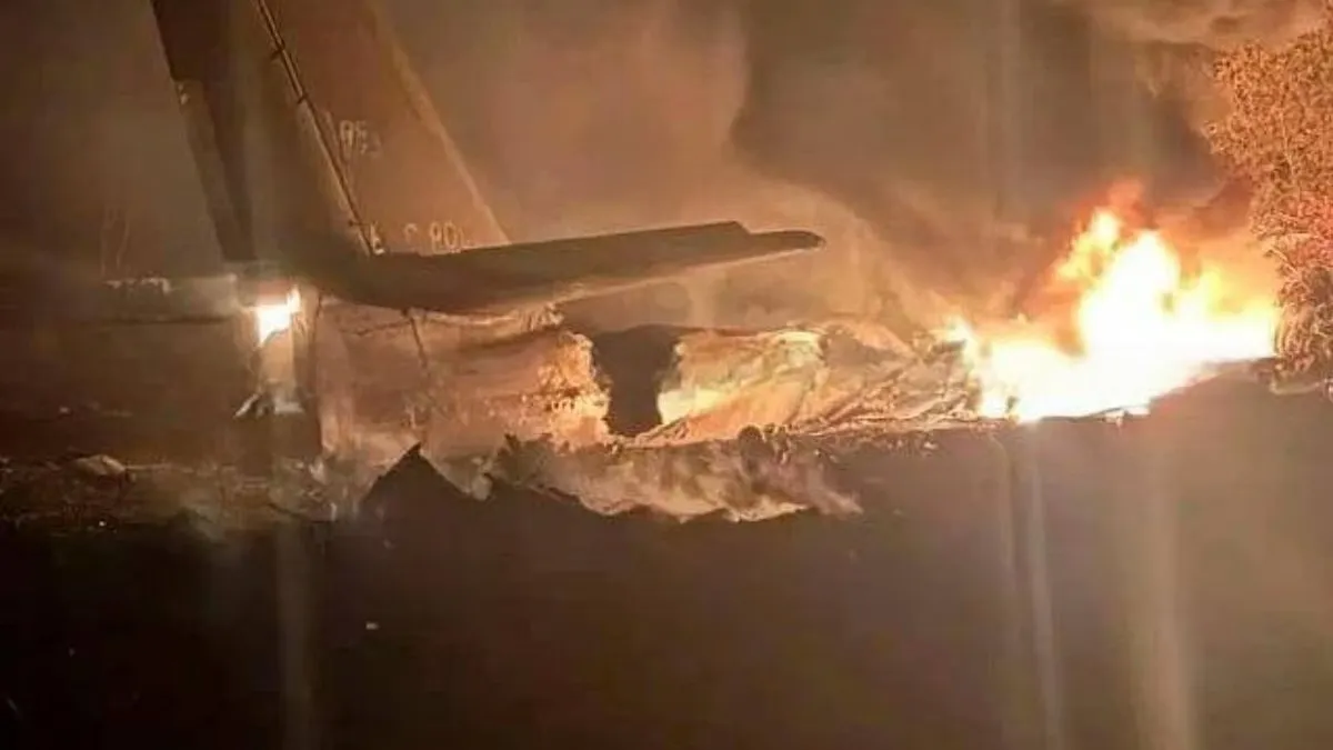Russian long-range Tu-95 bomber crashes during training, killing 6 crew members