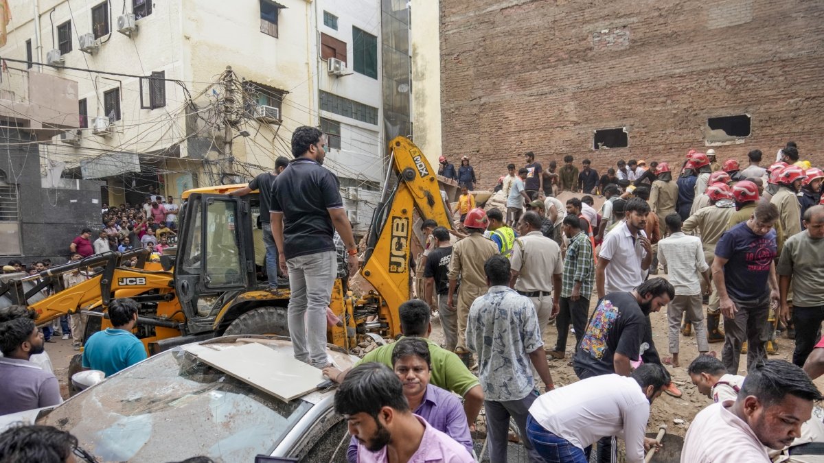 CCTV captures exact moment building collapses in Delhi’s Satya Niketan, death count rises to six | Video