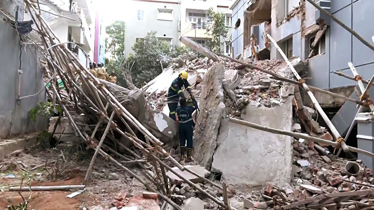 ‘Thought it was an earthquake’: Eyewitnesses recall Delhi building collapse, warn of another tragedy