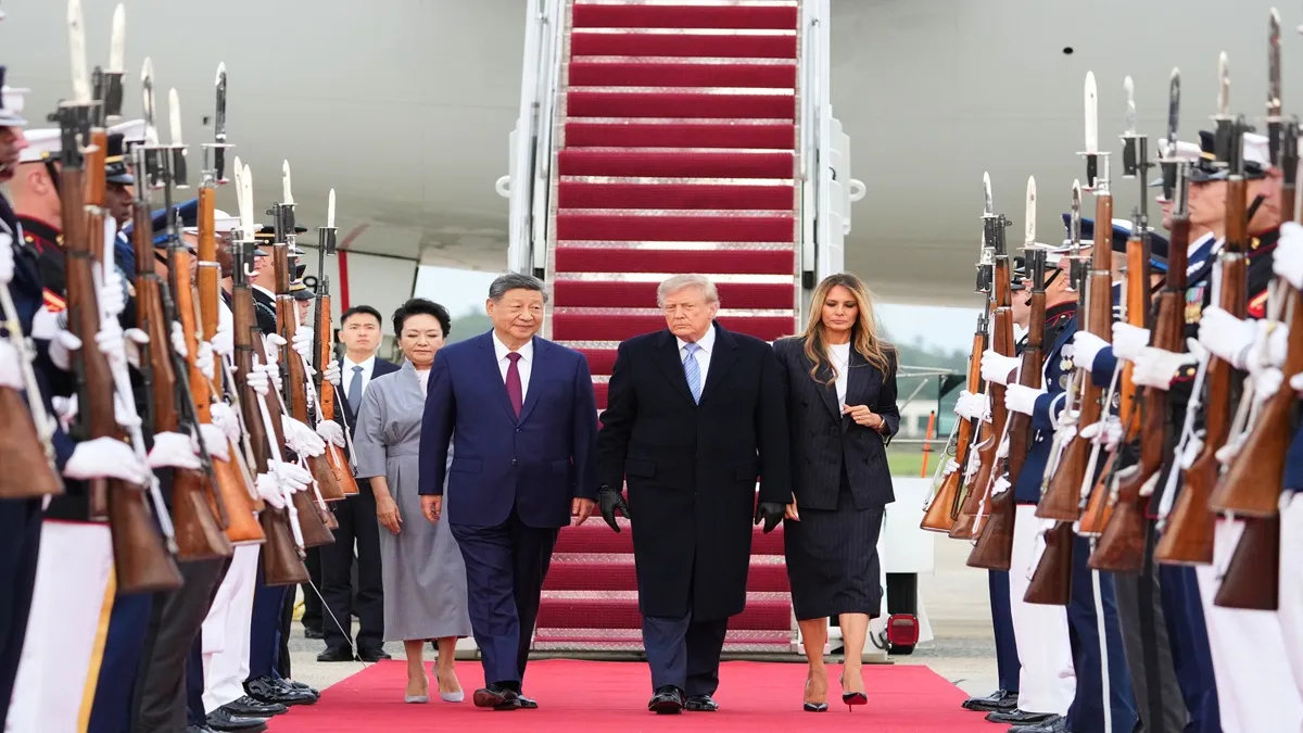 Xi Jinping lands in Washington as Trump breaks protocol with rare airport welcome for China leader | WATCH