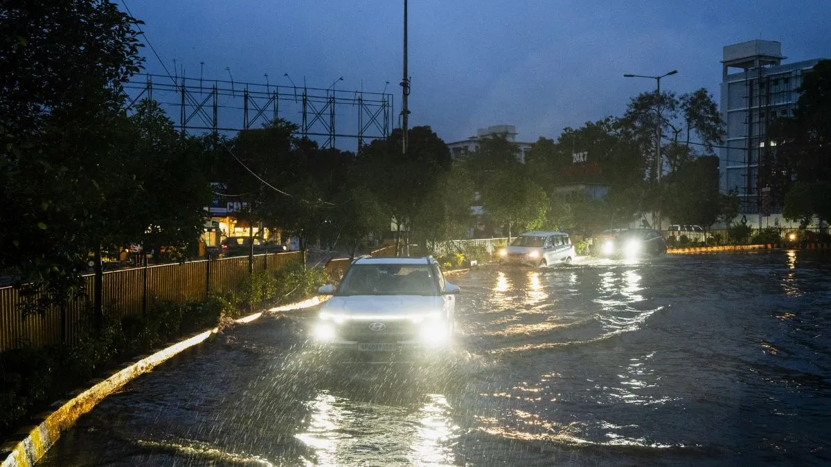 Cyclone Arnab LIVE Updates: Landfall to continue for next 3 hours, heavy rains in Andhra Pradesh, Odisha