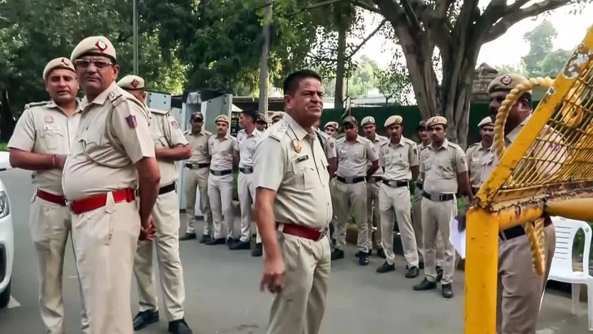 Ahead of CJP protest at Jantar Mantar, Delhi Police detains people with ‘criminal records’