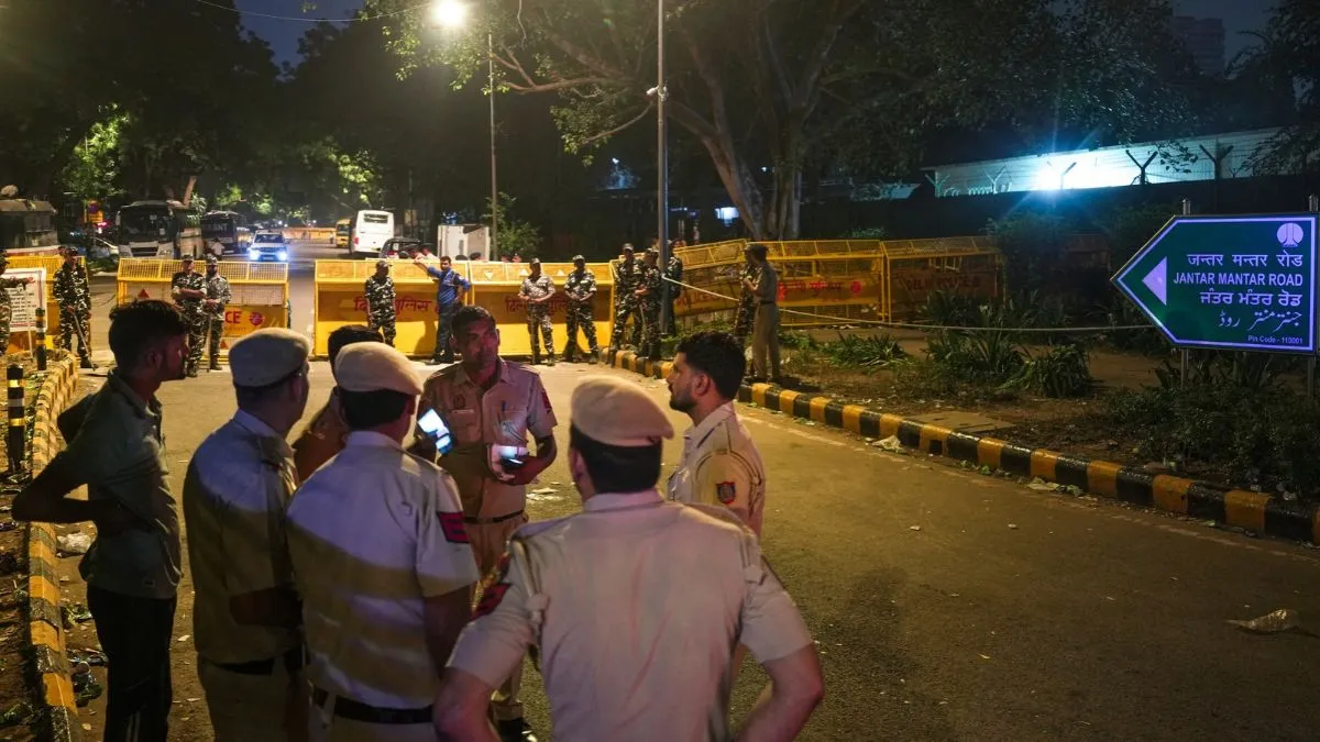 Delhi traffic advisory for October 11: Check affected routes and diversions