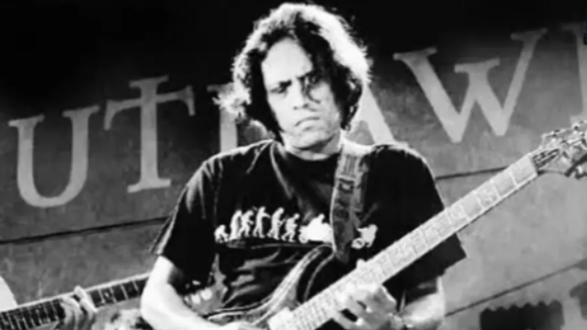 Mahesh Tinaikar, veteran rock guitarist, dies; Farhan Akhtar and Vishal Dadlani pay tribute