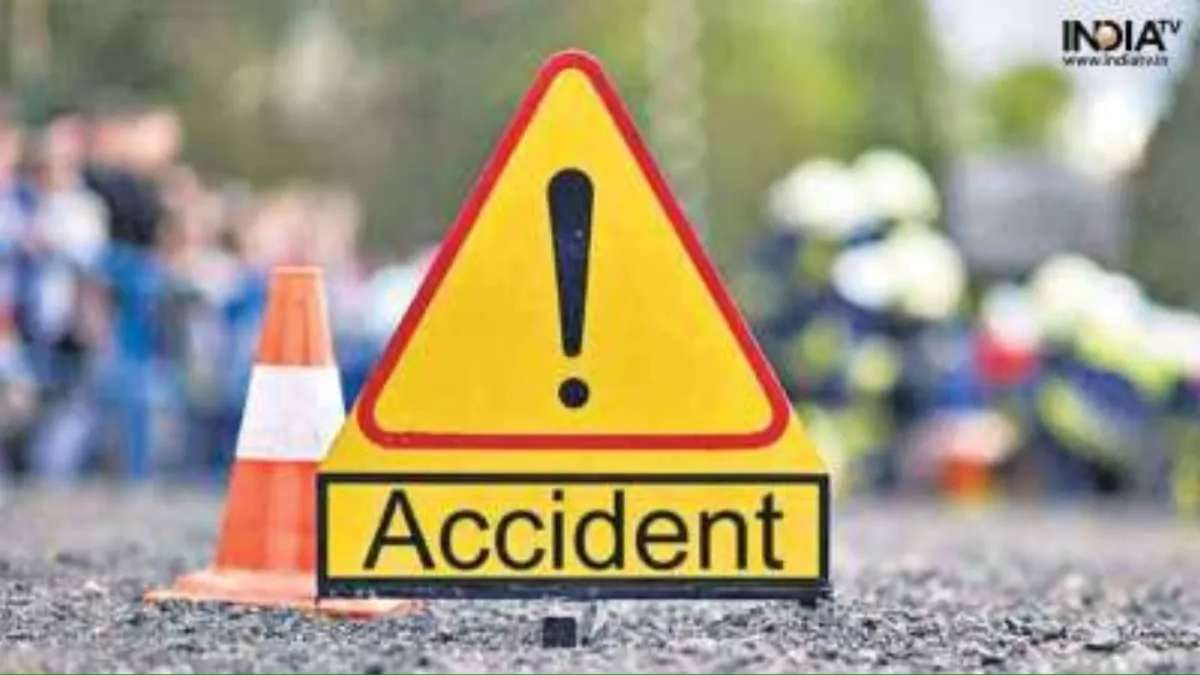 Five killed as car loses control while avoiding potholes, crashes into state bus in Maharashtra’s Beed
