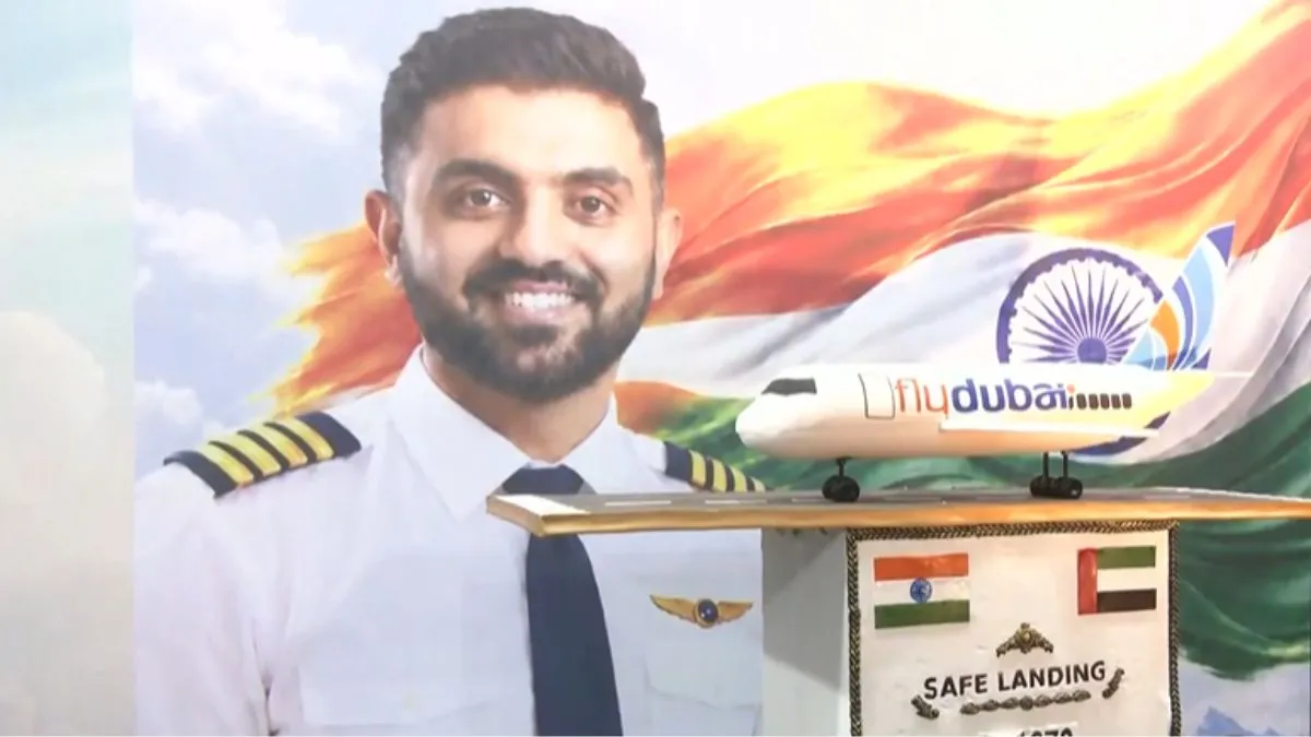Captain Smit Machchhar’s courage honoured with special cake at Mysuru Dasara 2026