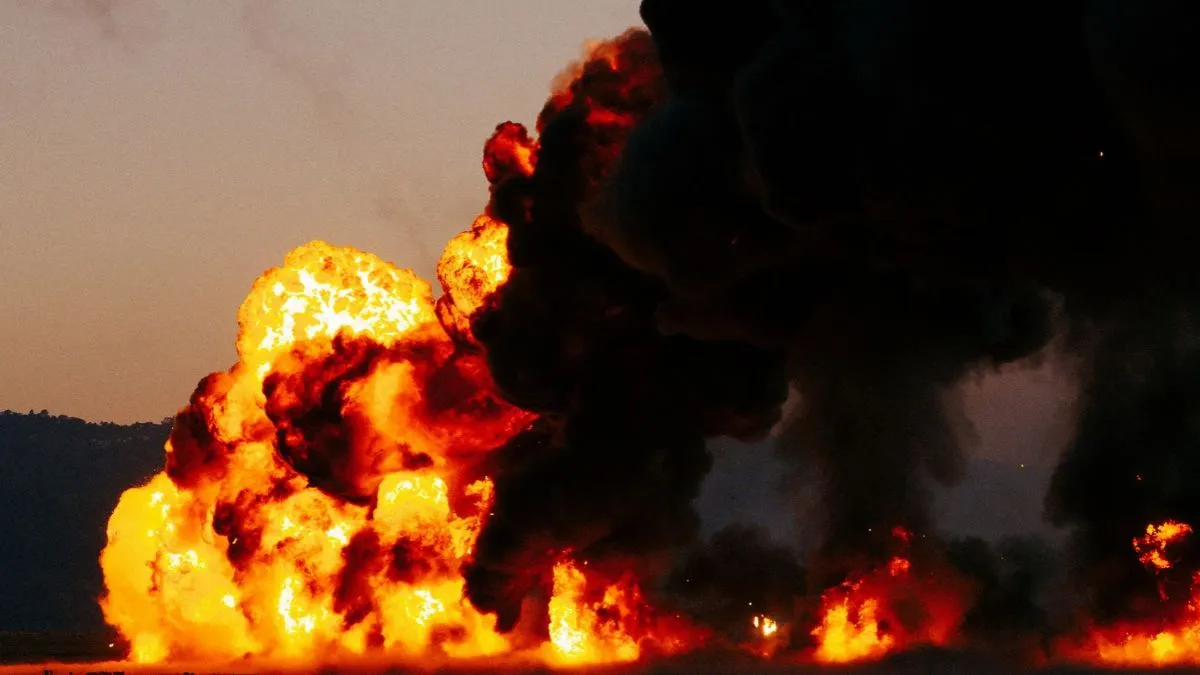 Riyadh airport attack kills 12, injures over 300 as Saudi coalition blames Houthi rebels